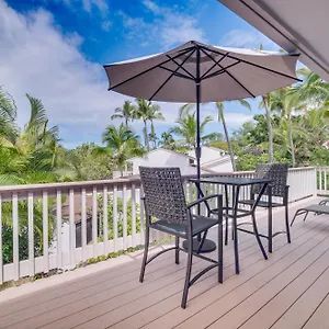 Apartment 1 Mi To With Pool Access!, Kailua-Kona